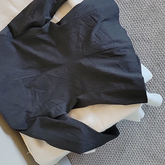 Express Women's Suit Jacket in Gray - size 4 - Picture 7 of 8